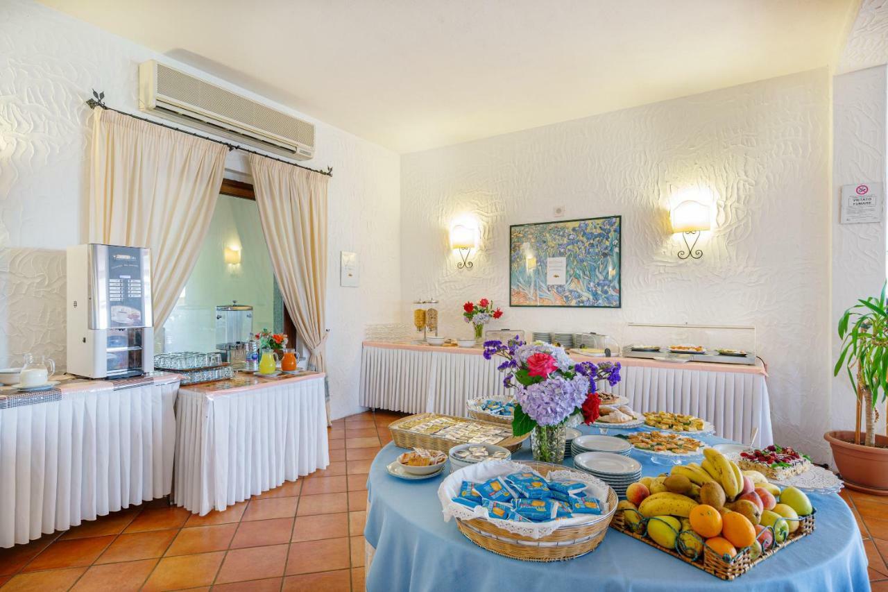 Hotel San Trano Luogosanto Luaran gambar